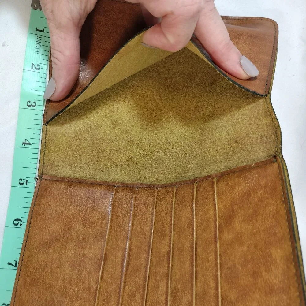 Vertical Leather Bifold Wallet (vintage,‎ handmade)